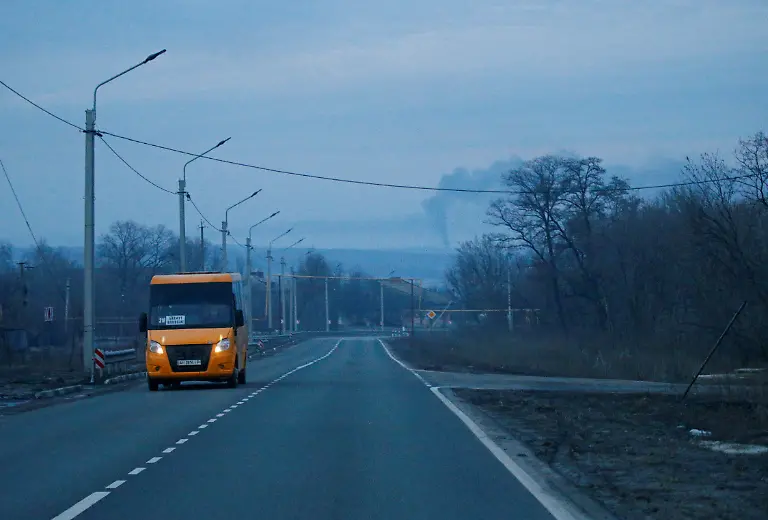 2022-02-24T054923Z-1628645926-RC25QS9BYEL7-RTRMADP-3-UKRAINE-CRISIS