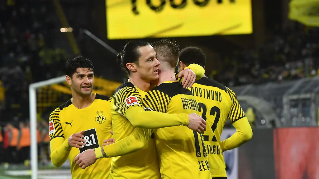 Dortmunds-Mittelfeldspieler-Marco-Reus-jubelt-nach-einem-Treffer