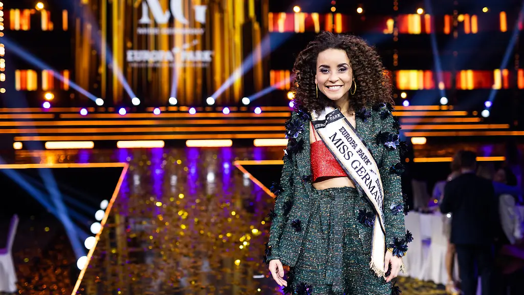 5c38e9c828b65566c3aa18a041d10ec3