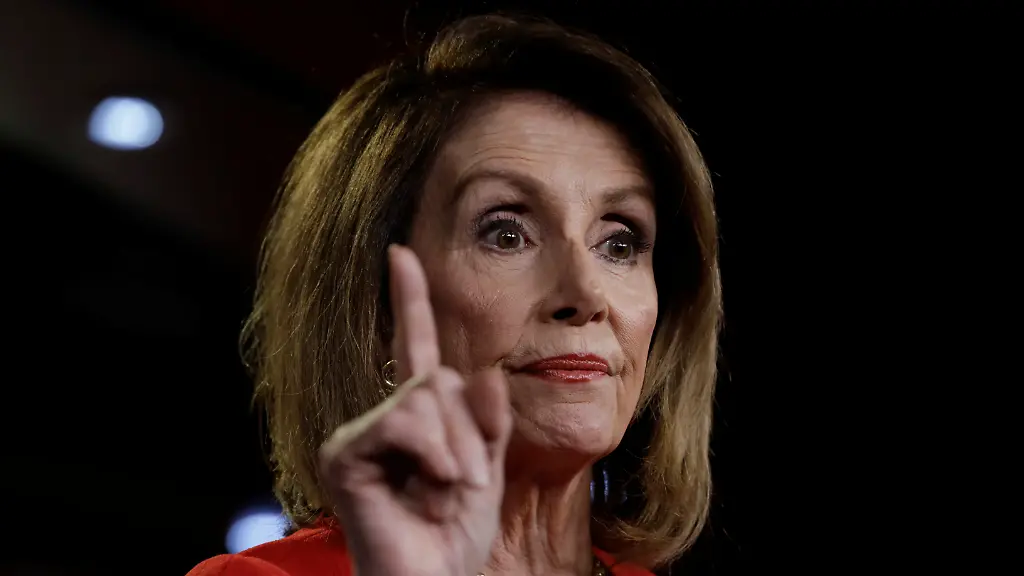 2019-04-04T153101Z-2016853657-RC1E0C95E8E0-RTRMADP-3-USA-CONGRESS-PELOSI