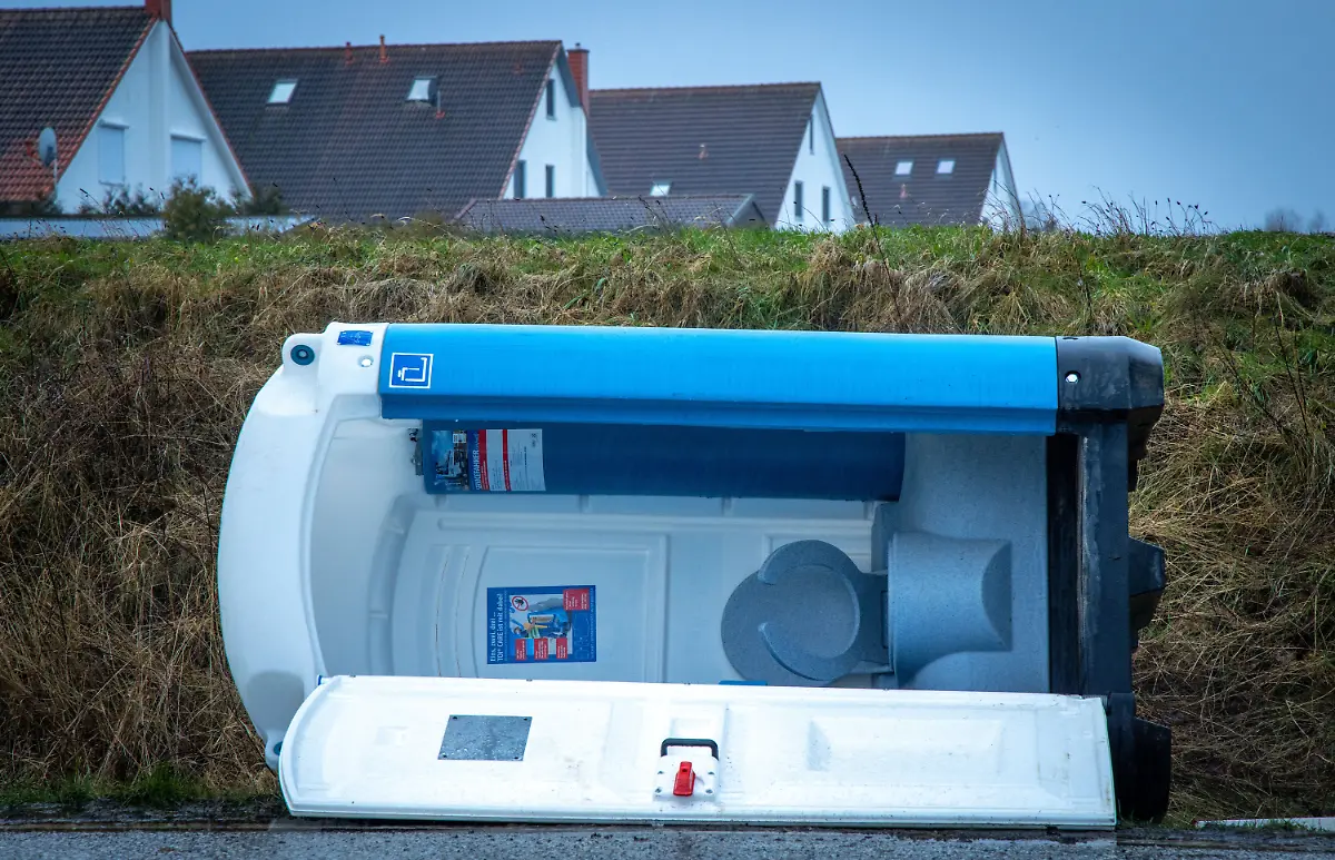 974991c54ccf59feea8a031c43af242e