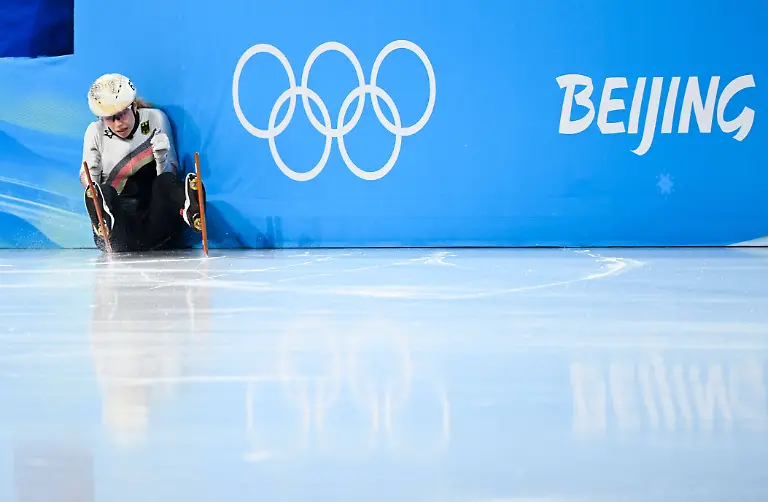 0f7eb325db09466b362765da93d4efb9