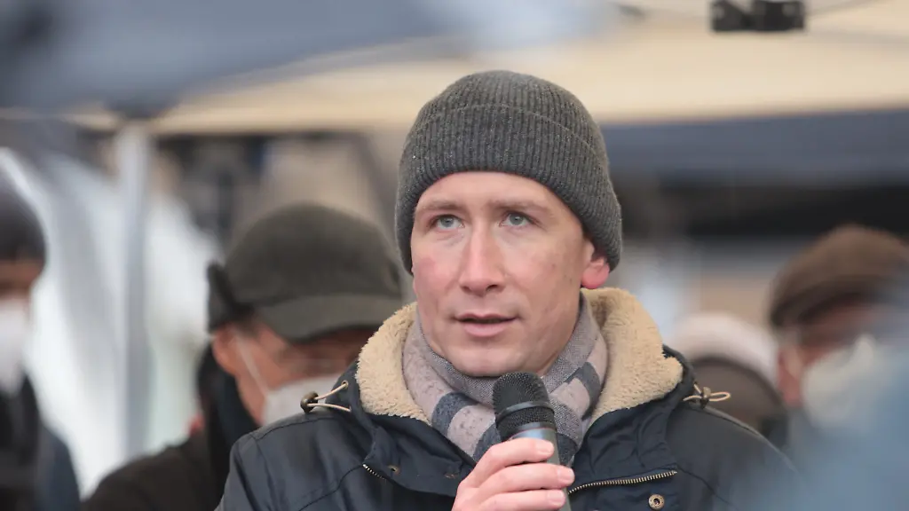 e97f042fd9202e39d6bed1a7504267d2