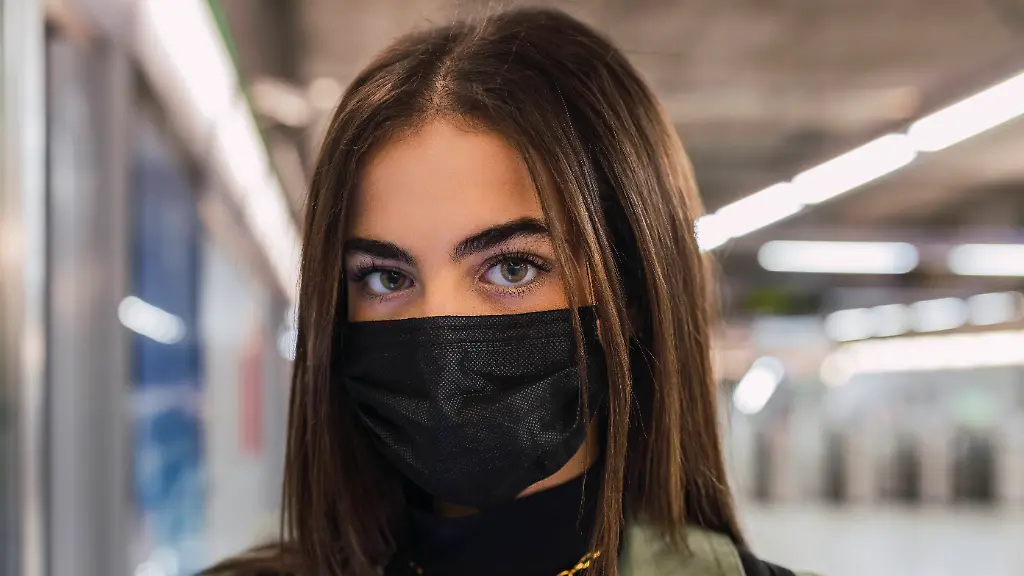 Corona-Zukunft-Maske