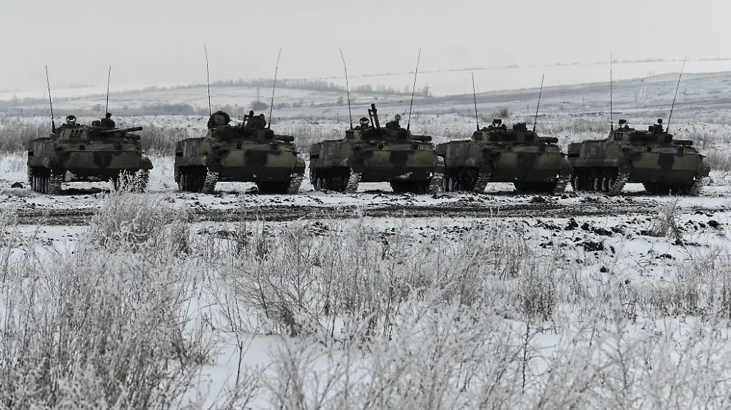 2022-01-27T163331Z-253620897-RC2Q7S9JBZXR-RTRMADP-3-UKRAINE-CRISIS-RUSSIA-DRILLS