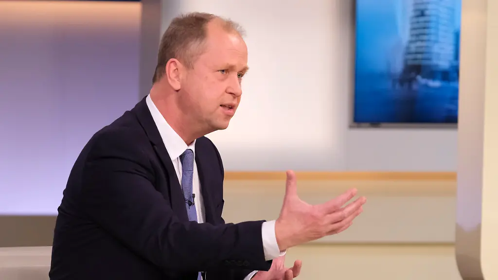 annewill-20220213-012