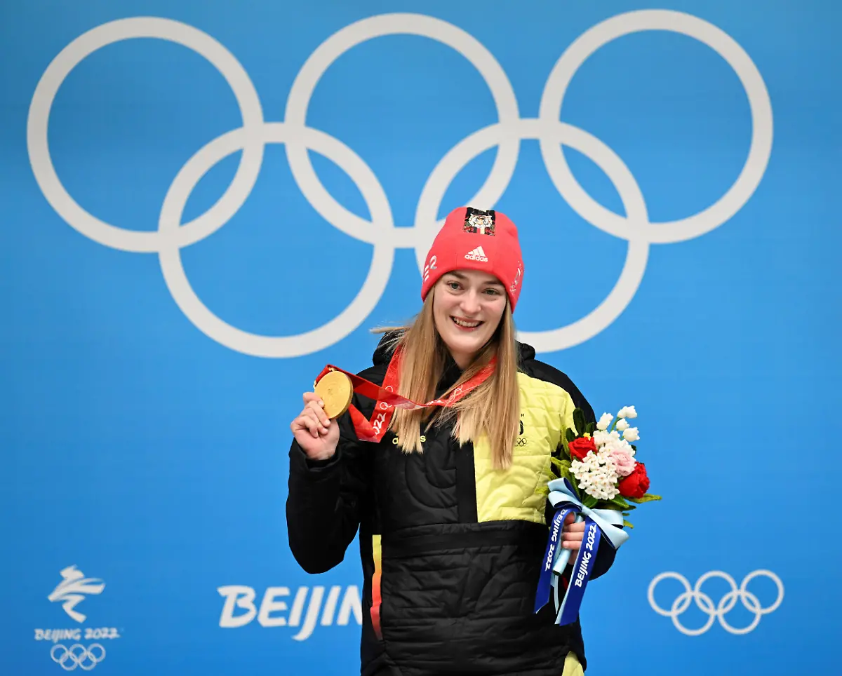 12a0875c6adbd2a4d762f658cbffb532