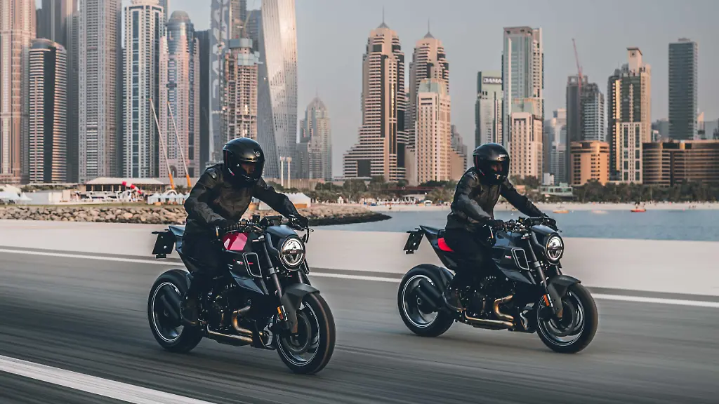 https-media-brabus-com-Resources-Persistent-8-1-a-f-81af1ac9c64979caa96487a01af4ec72c41abf67-BRABUS-201300-20R-20-2842-29