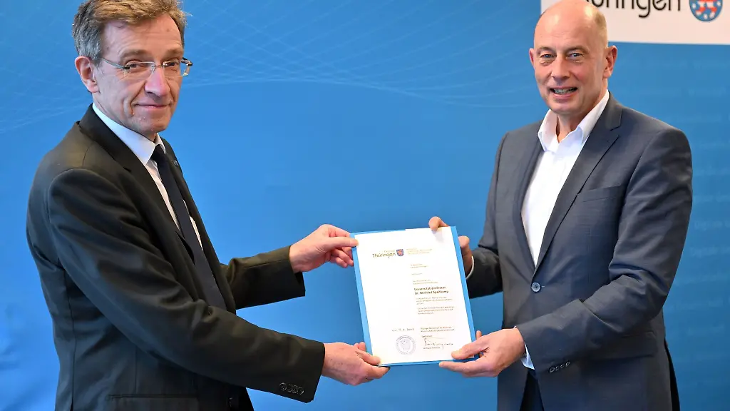 Wissenschaftsminister-Wolfgang-Tiefensee-und-Winfried-Speitkamp-Praesident-der-Bauhaus-Uni