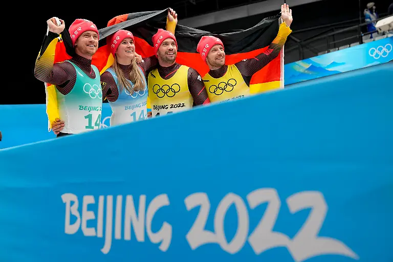 93f79365156b12ef6467cdd03abe2695