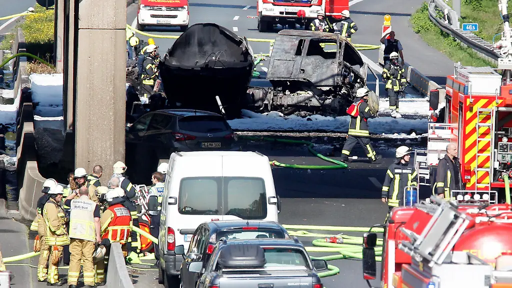 d78aa6d2dec8104a8095b80ab53920f1