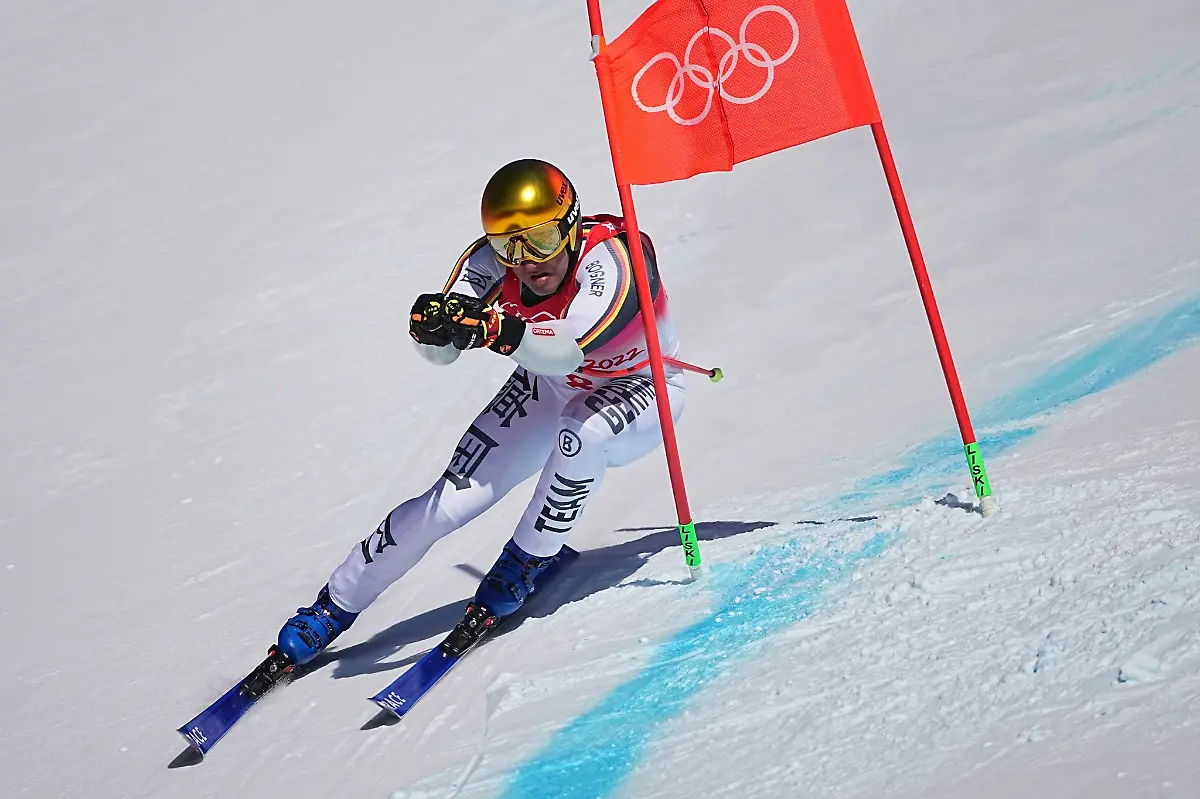 Romed-Baumann-beendete-den-olympischen-Super-G-als-Siebter