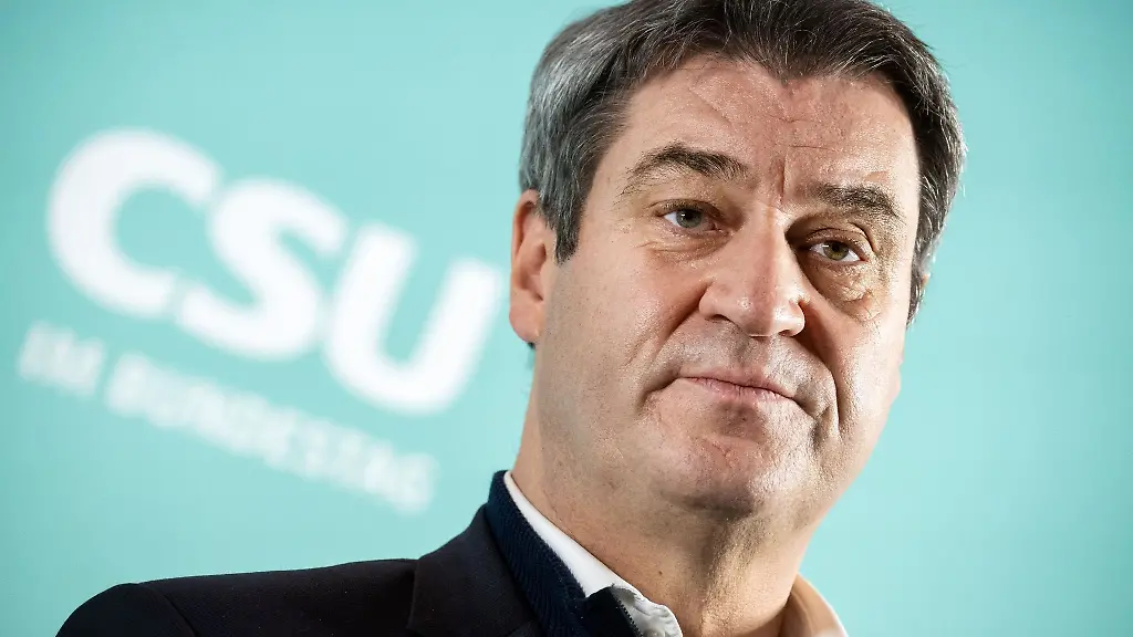 Markus-Soeder-CSU-bei-einer-Pressekonferenz