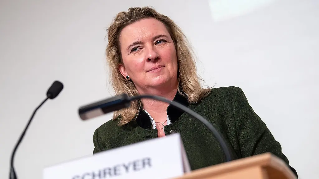 Kerstin-Schreyer-CSU-Verkehrsministerin-von-Bayern