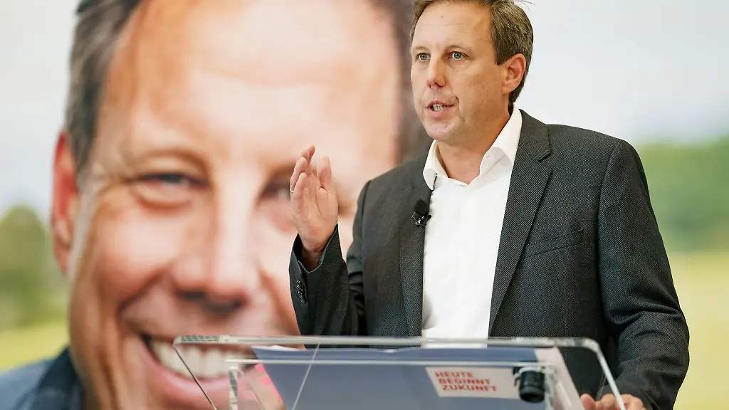 Thomas-Losse-Mueller-designierter-Spitzenkandidat-der-SPD-fuer-die-Landtagswahl-in-Schleswig-Holstein