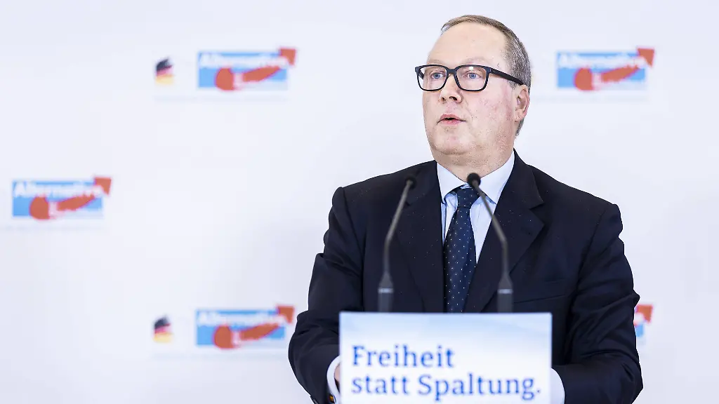 0e9f2d62e805bf8bd92ebca1bf769be8