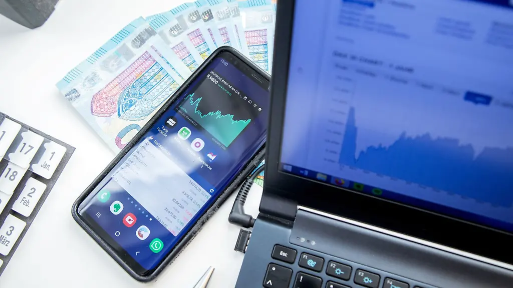 Bei-thesaurierenden-Fonds-wird-jedes-Jahr-eine-Vorabpauschale-besteuert-Fuer-dieses-Jahr-entfaellt-sie