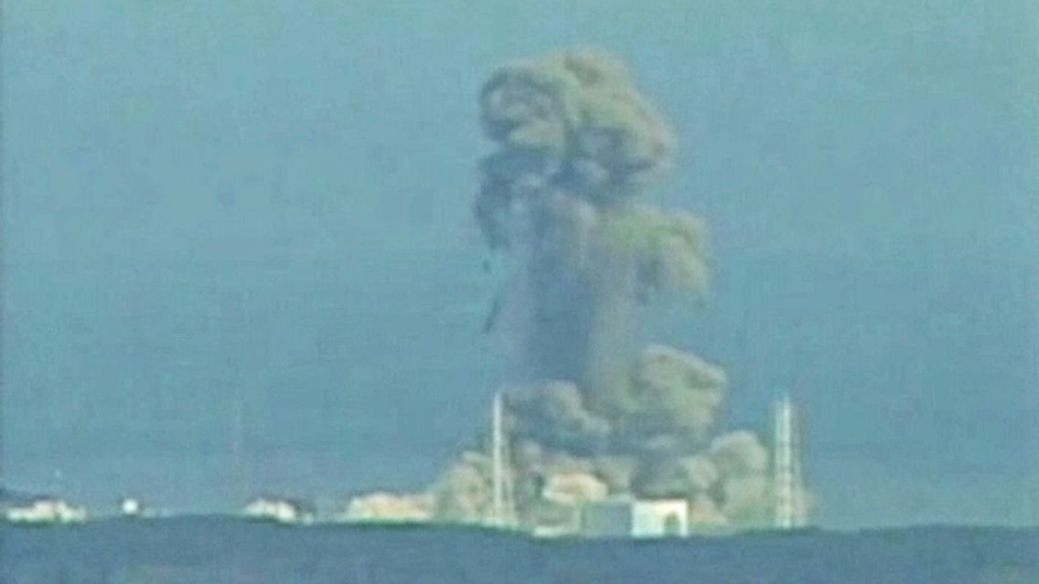 2011-03-14T070419Z_01_SIN71_RTRMDNP_3_JAPAN-QUAKE-RADIOACTIVITY.JPG4827643492759955413.jpg