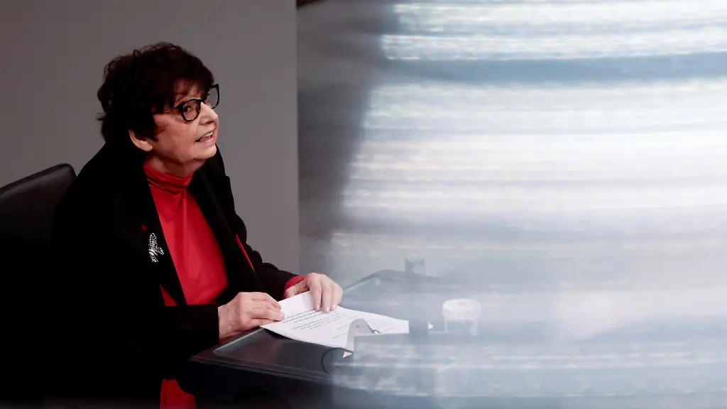 a833eee8327d7f2b7722d7a56dea002a