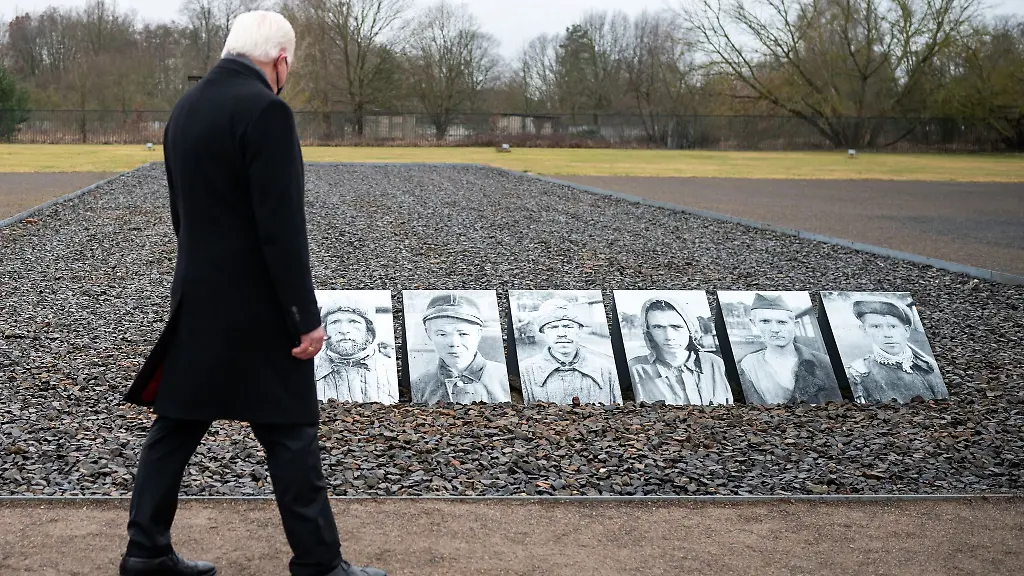 Bundespraesident-Frank-Walter-Steinmeier-besucht-die-Gedenkstaette-und-Museum-Sachsenhausen