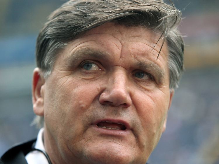 Hans Meyer räumt mit Rückkehr-Gerüchten auf: Er komme nicht wieder, sagt der 68-Jährige.