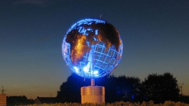 Verschiebt sich die Erdachse, verändert sich die Erdrotation. Und dann?