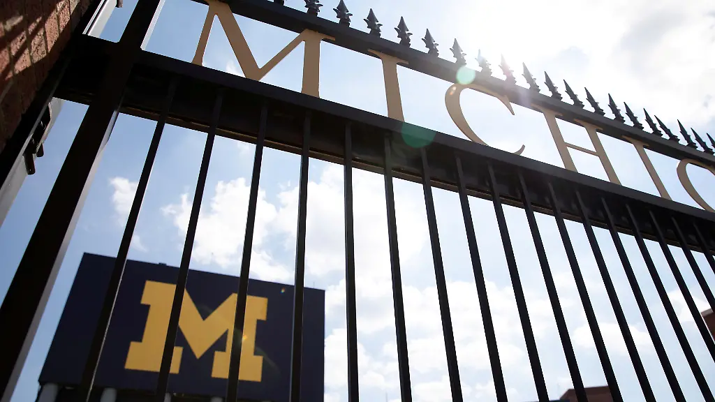 2022-01-19T150459Z-656410072-RC2F2S9Y6B37-RTRMADP-3-USA-MICHIGAN-UNIVERSITY-SETTLEMENT