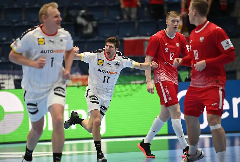 Deutschlands-Lukas-Zerbe-feiert-ein-Tor-gegen-Polen