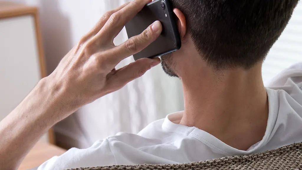 Wieder-der-Werbe-Troll-am-Telefon-und-nicht-Mama-Unverlange-Werbeanrufe-kann-man-bei-der-Bundesnetzagentur-anzeigen