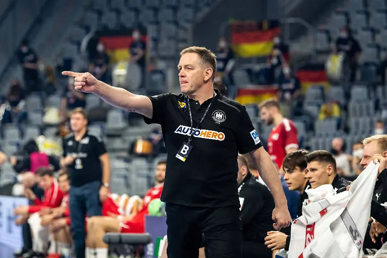 3251405e5f055561147a0cdbab44e330