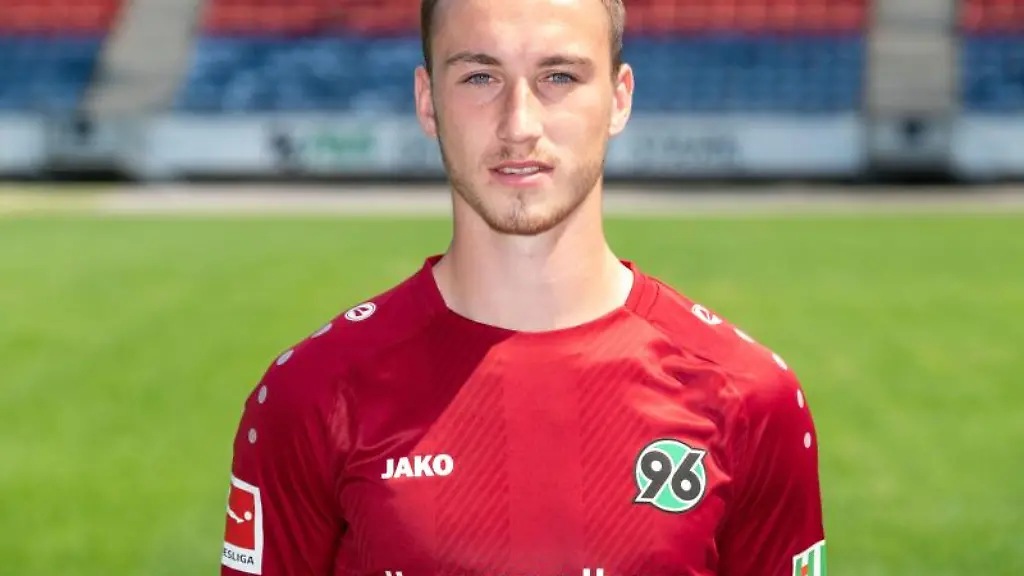 Mike-Steven-Baehre-ehemaliger-Hannover-96-Profi