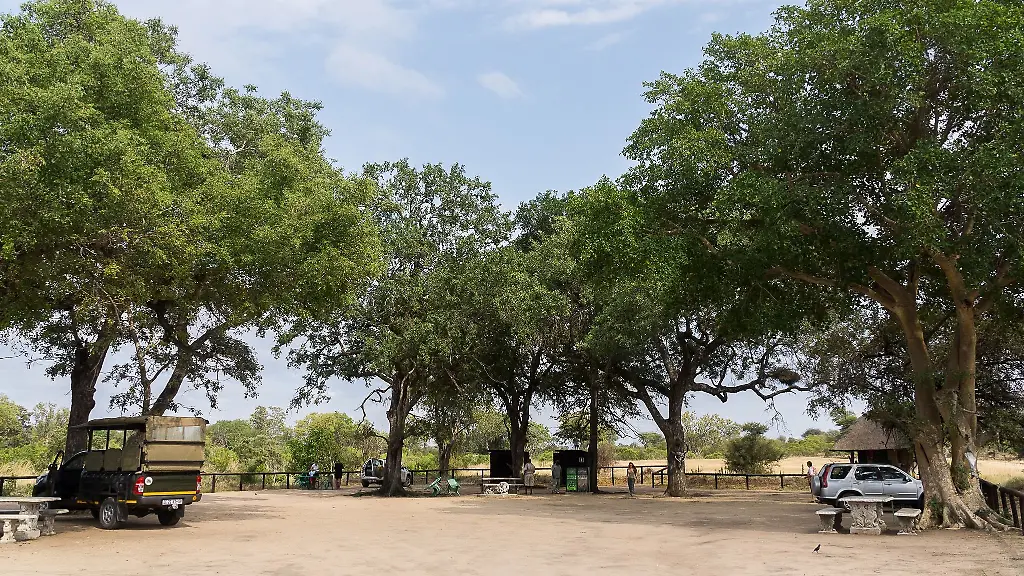 Nach-einem-Ueberfall-auf-eine-Mutter-und-ihre-beiden-Kinder-nach-einem-Besuch-im-Krueger-Nationalpark-ruft-die-Parkverwaltung-zu-erhoehter-Vorsicht-auf