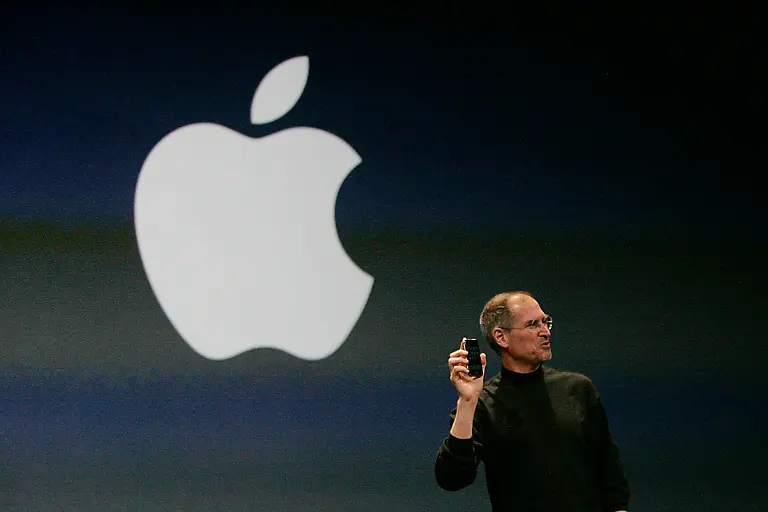 2007-01-09T120000Z-2094456958-GM1DUITMOOAA-RTRMADP-3-APPLE-MACWORLD