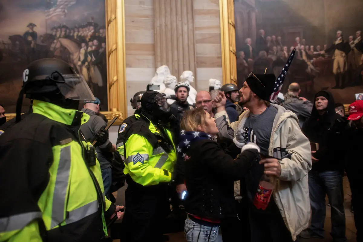 38-2021-01-07T000000Z-1011071417-RC263L9I3UXI-RTRMADP-3-USA-ELECTION