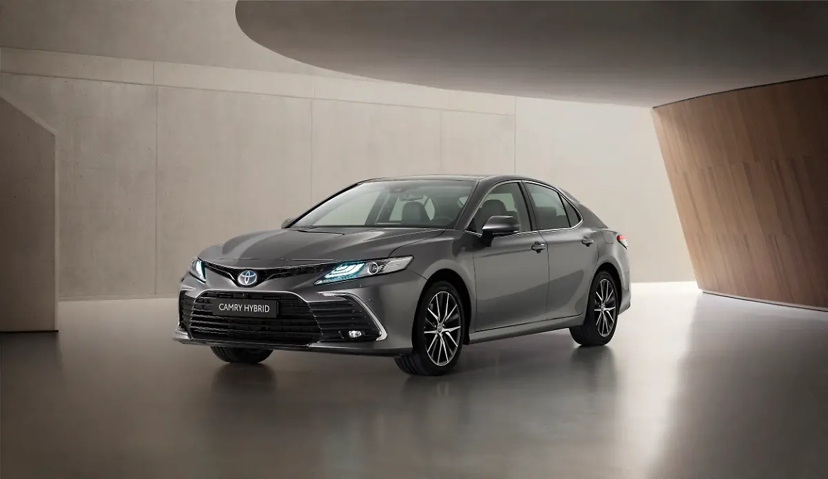 69774-camry-hybrid-3