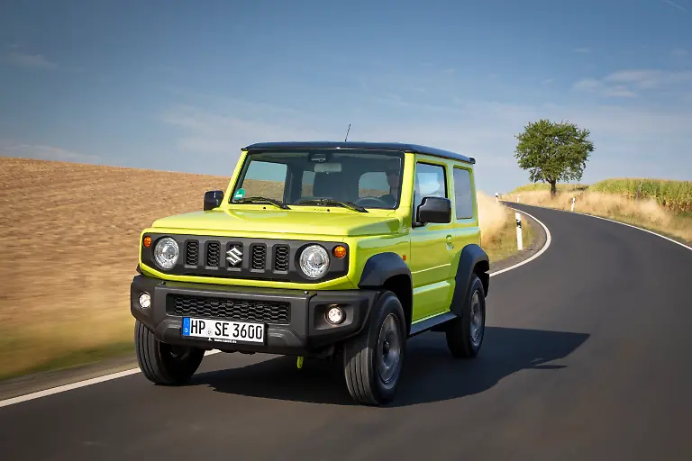 Der-neue-Suzuki-Jimny-in-der-Farbe-Kinetic-Yellow