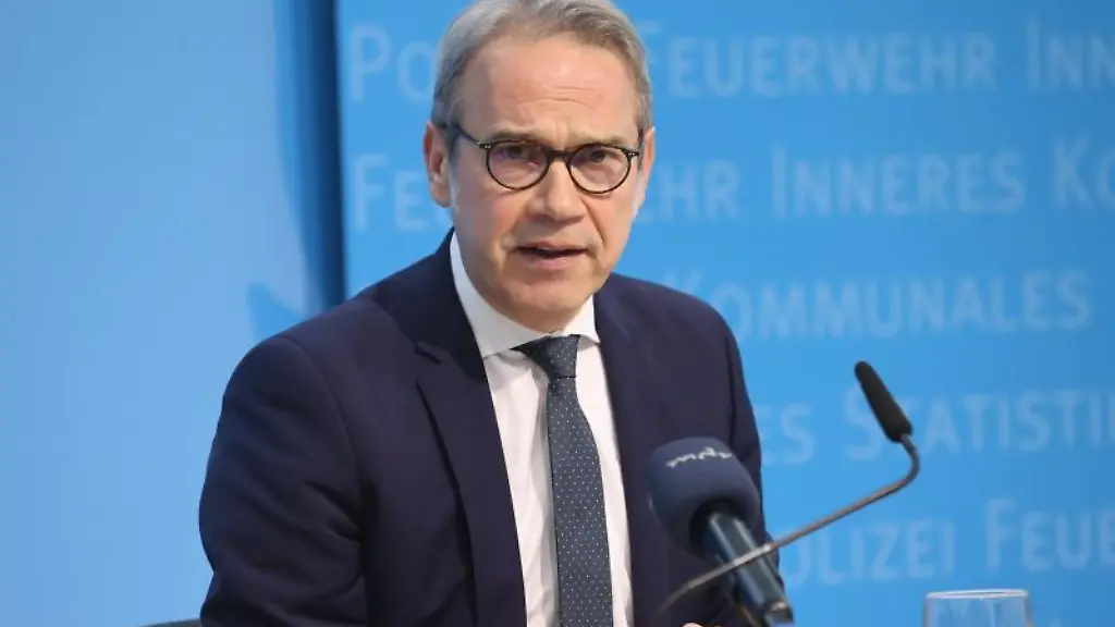 Georg-Maier-SPD-Innenminister-von-Thueringen-spricht
