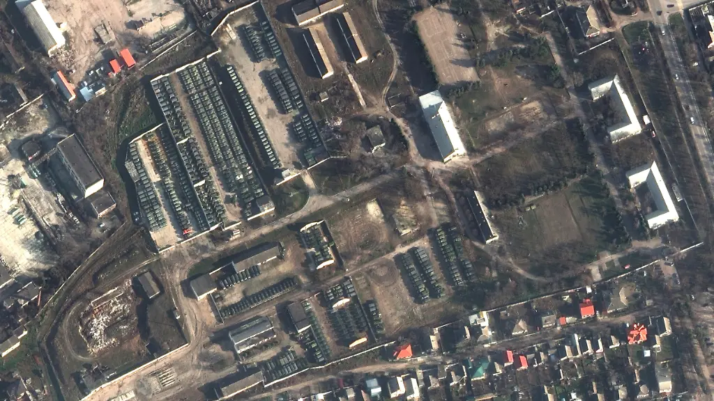 2021-12-23T212053Z-256431810-RC2LKR9H870O-RTRMADP-3-UKRAINE-CRISIS-RUSSIA-MILITARY