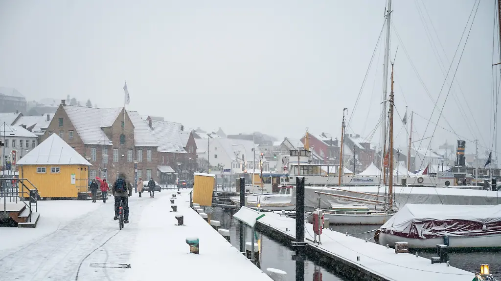 dedc4bcd35d4451e24937f36fdf72979