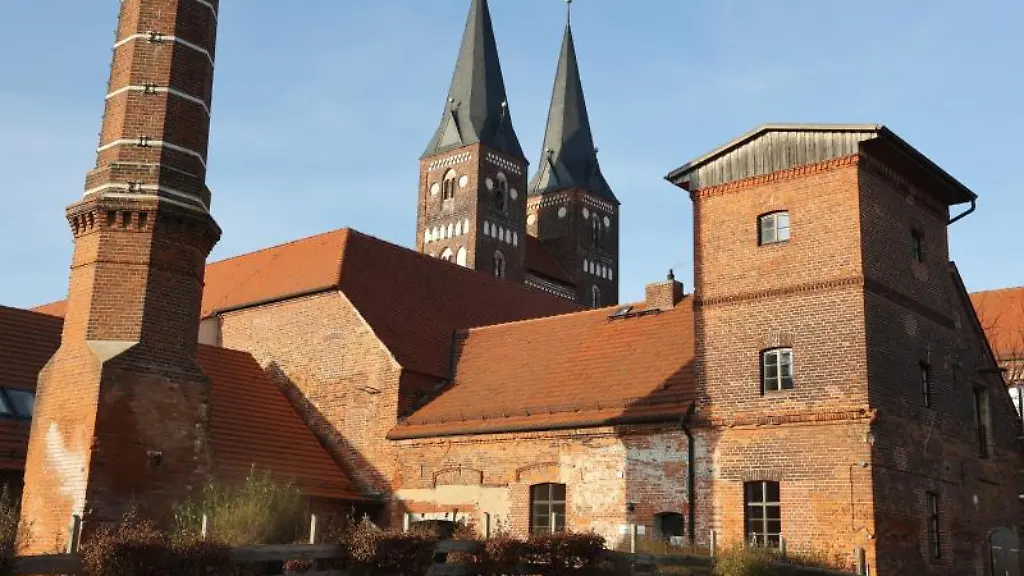 Blick-auf-das-Kloster-Jerichow