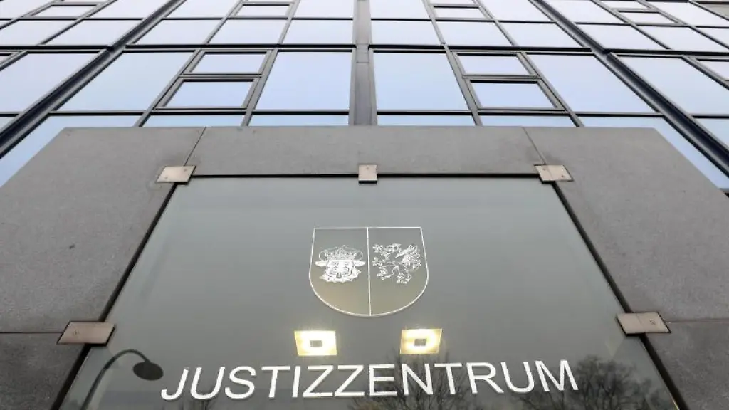 Das-Justizzentrum-in-Neubrandenburg