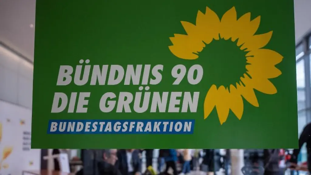 Das-Logo-der-Fraktion-von-Buendnis90-Die-Gruenen-im-Deutschen-Bundestag