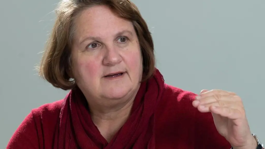 Die-baden-wuerttembergische-Kultusministerin-Theresa-Schopper-in-Stuttgart