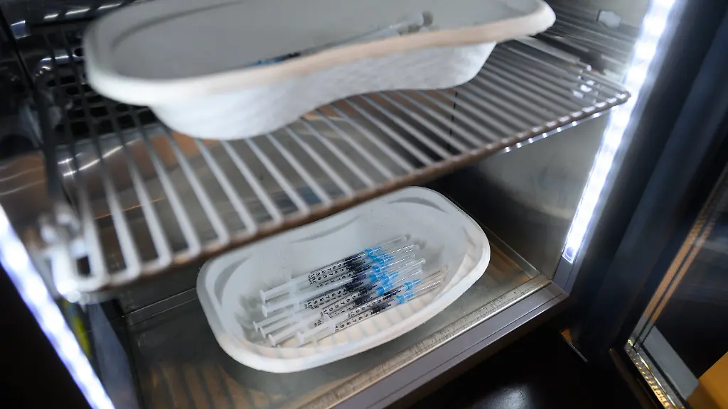 586b0e247b019bf18c3acbe4cc4951a4