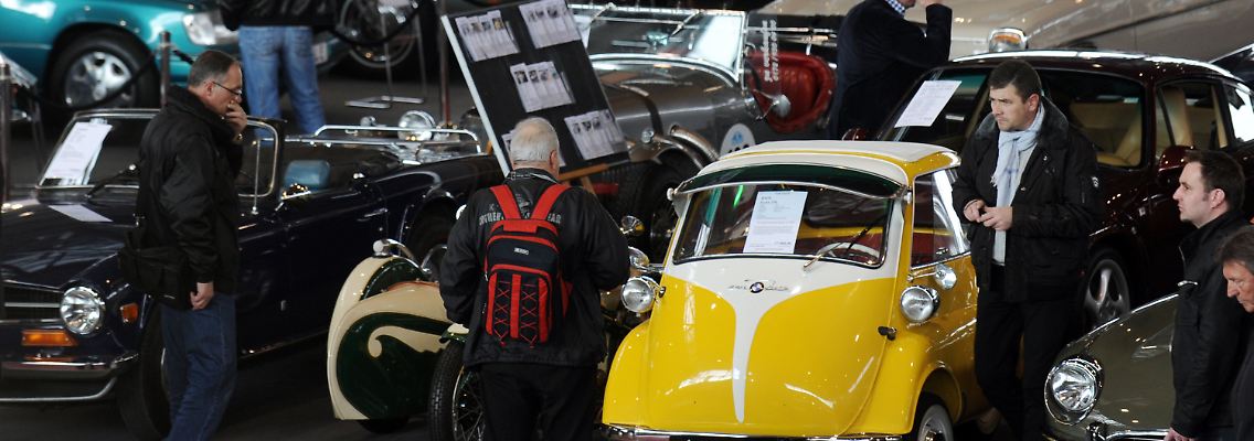 Keine Chance in der Neuwagen-Statistik: Oldtimer auf der Messe RetroClassicss.