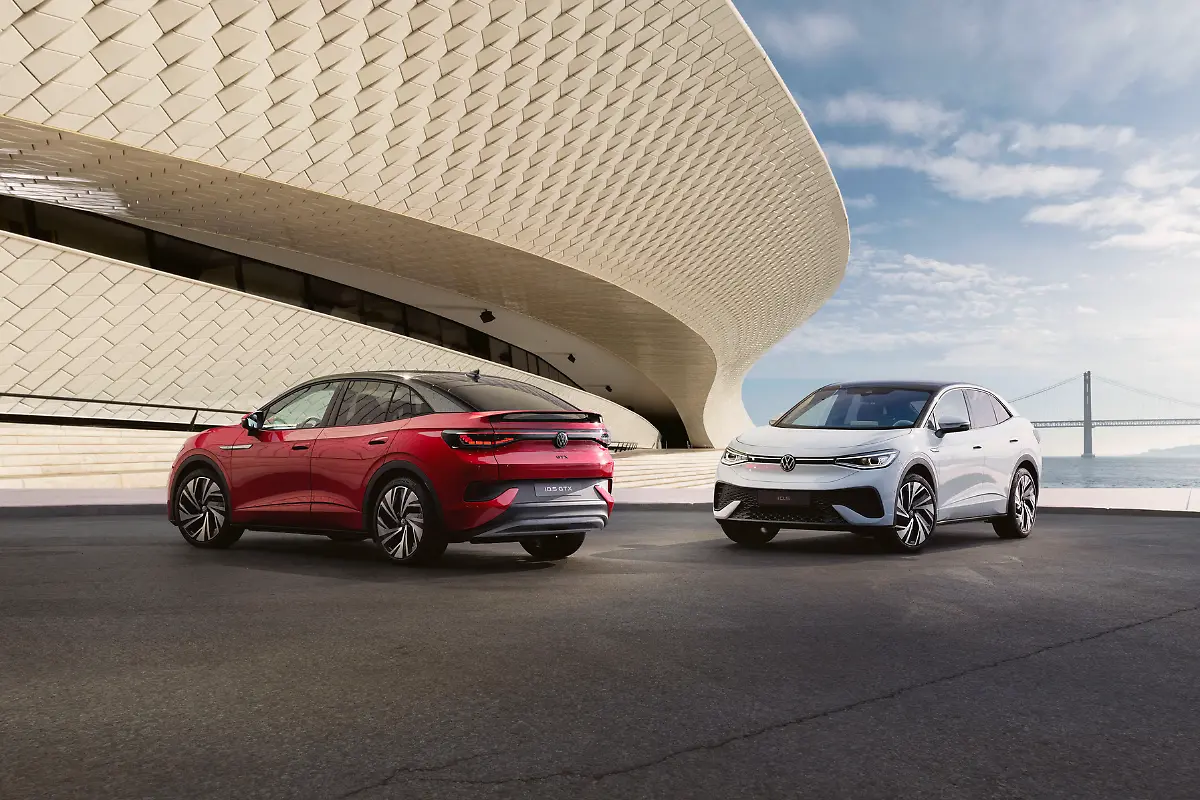 DB2021AU00963-medium