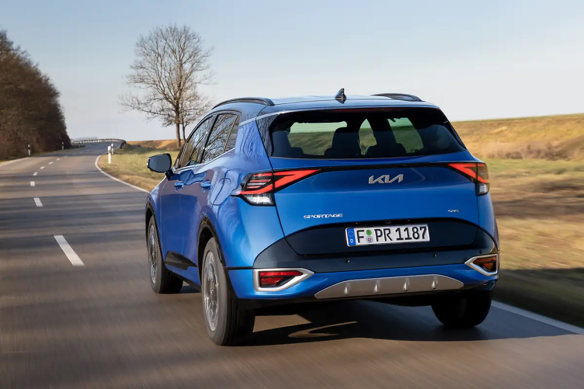 Kia-Sportage-bl-2021-HI