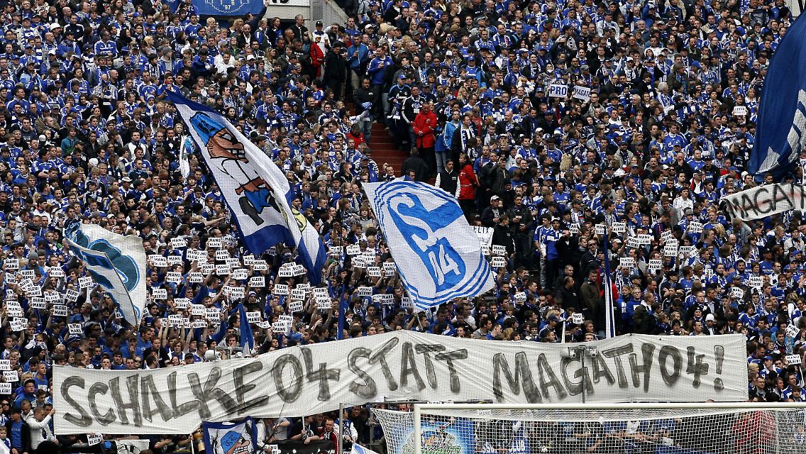 Erlöser oder Besatzer? An Magath schieden sich auf Schalke die Geister.