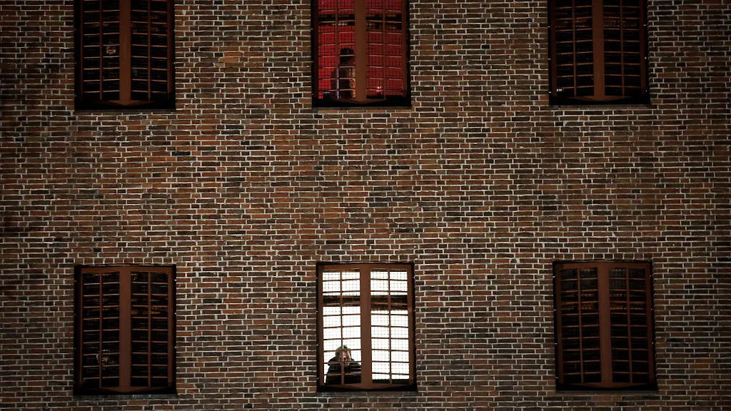 6aaff7941a454e66c913f51f884fd5c3