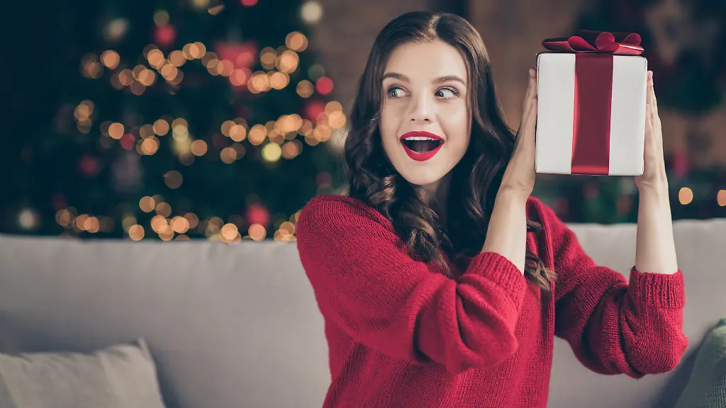 Weihnachtsgeschenke-fuer-Frauen-5-Ideen-fuers-Fest